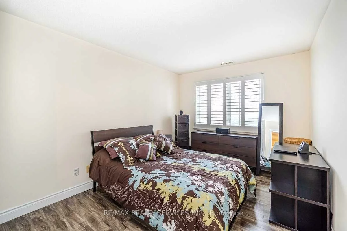 10, Dayspring, Goreway Drive Corridor, Brampton