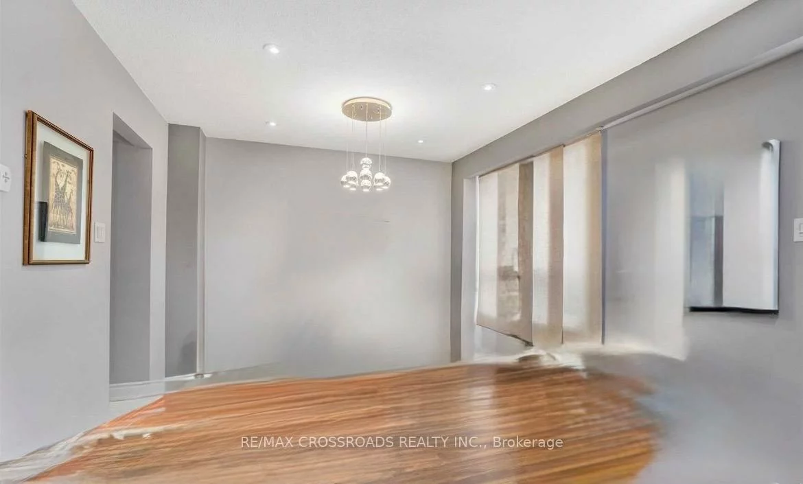 90, Foster, Brampton North, Brampton