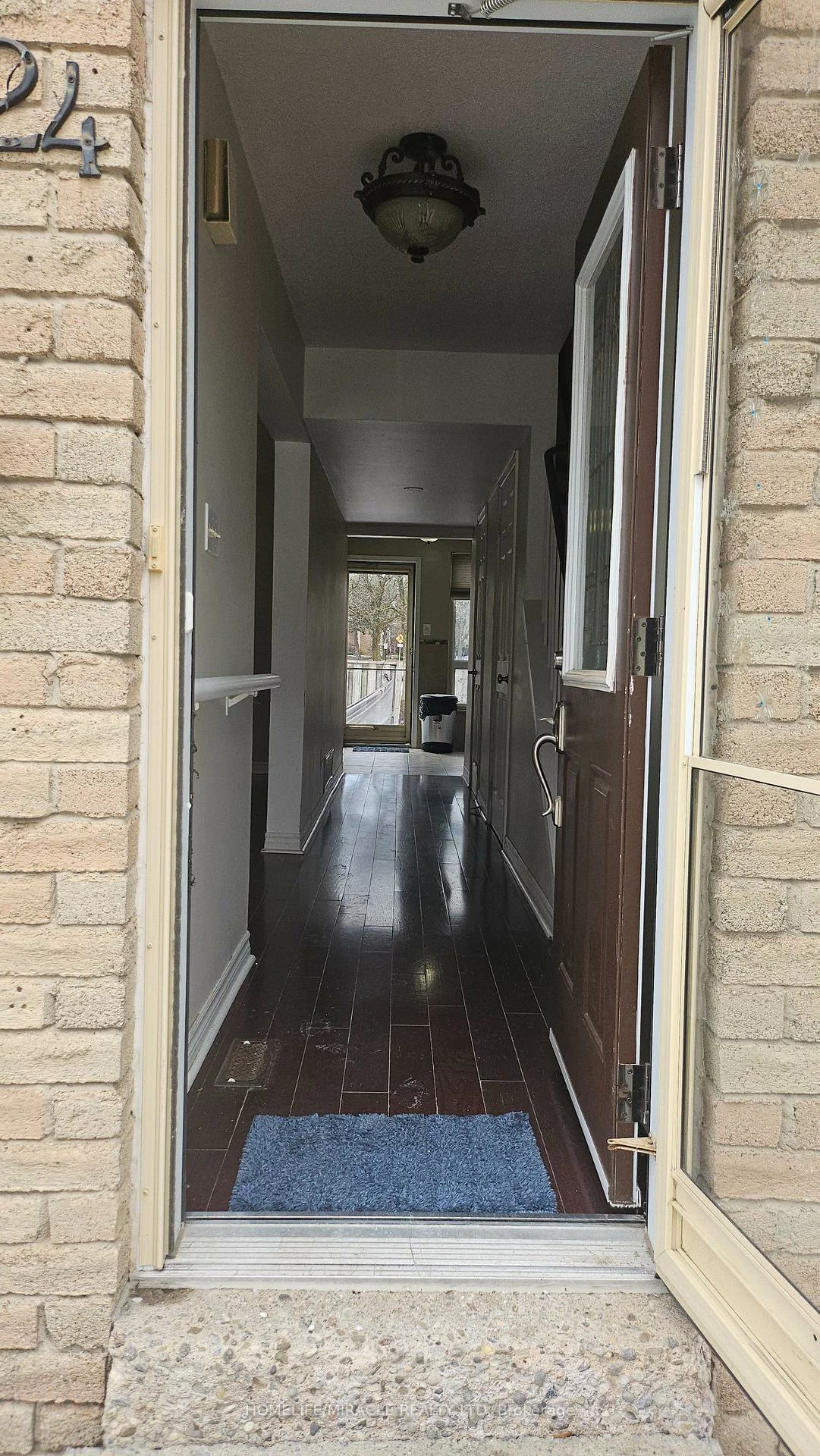 24-24, Guildford, Central Park, Brampton