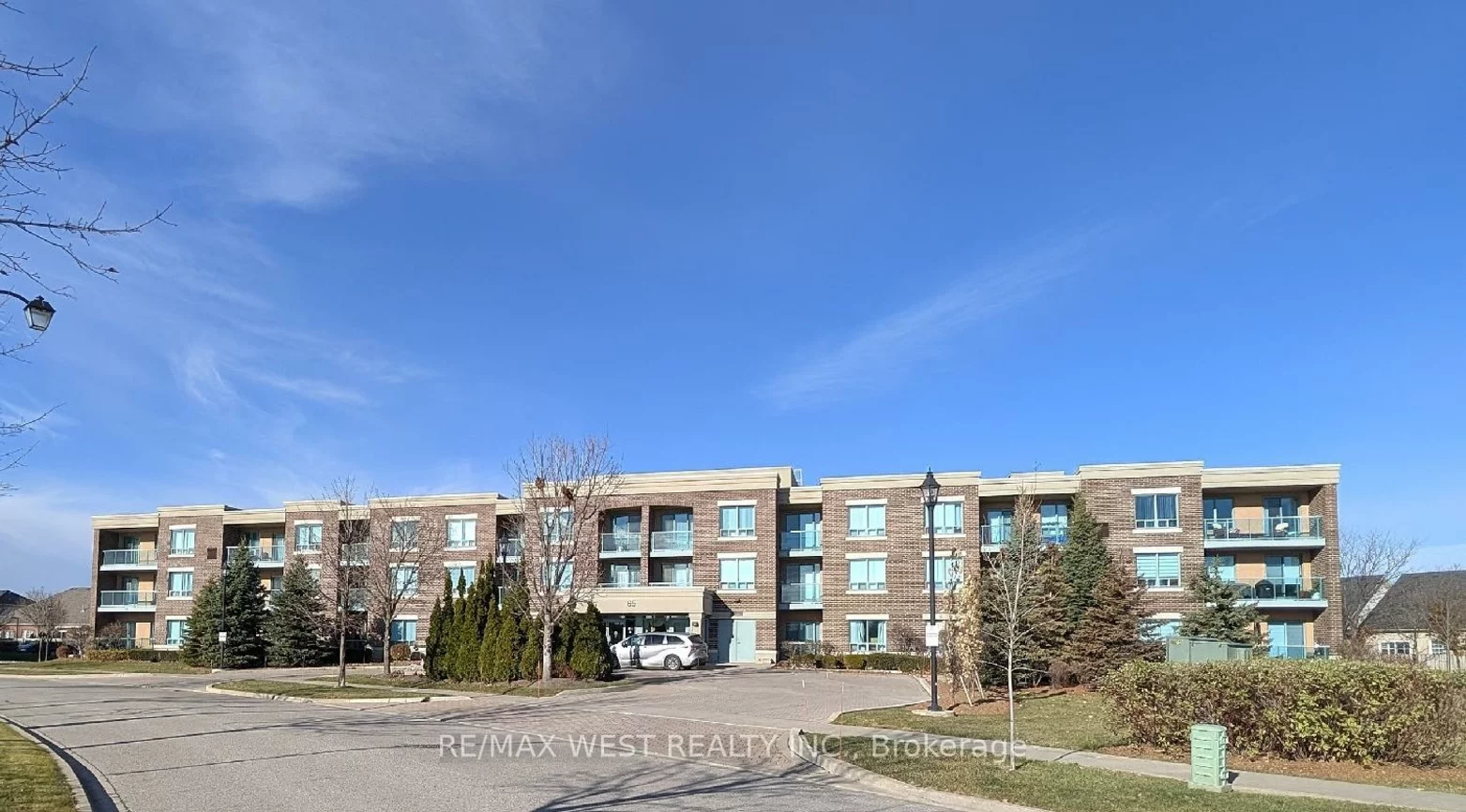 65, Via Rosedale, Sandringham-Wellington, Brampton