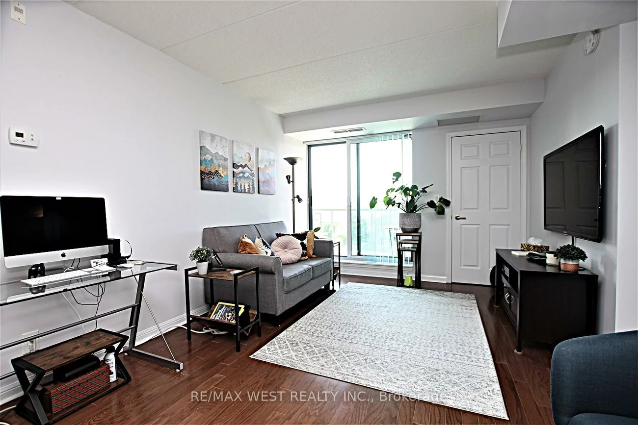 65, Via Rosedale, Sandringham-Wellington, Brampton