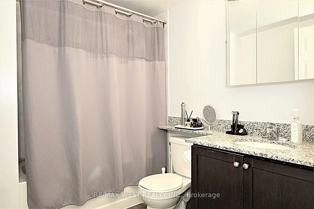 65, Via Rosedale, Sandringham-Wellington, Brampton