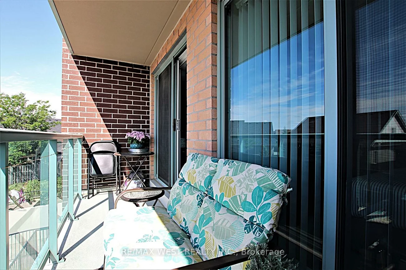 65, Via Rosedale, Sandringham-Wellington, Brampton