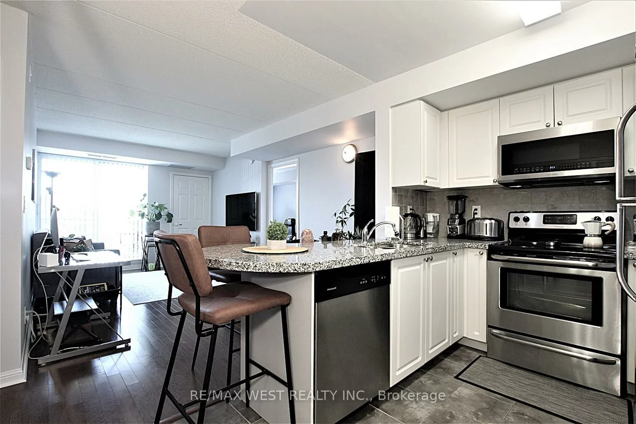 65, Via Rosedale, Sandringham-Wellington, Brampton