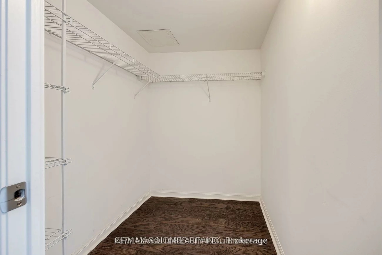 50, Via Rosedale, Sandringham-Wellington, Brampton