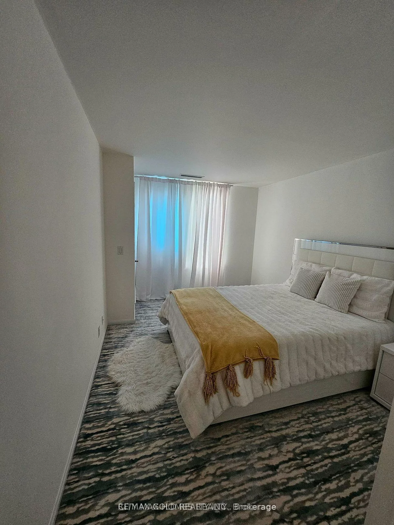 50, Via Rosedale, Sandringham-Wellington, Brampton