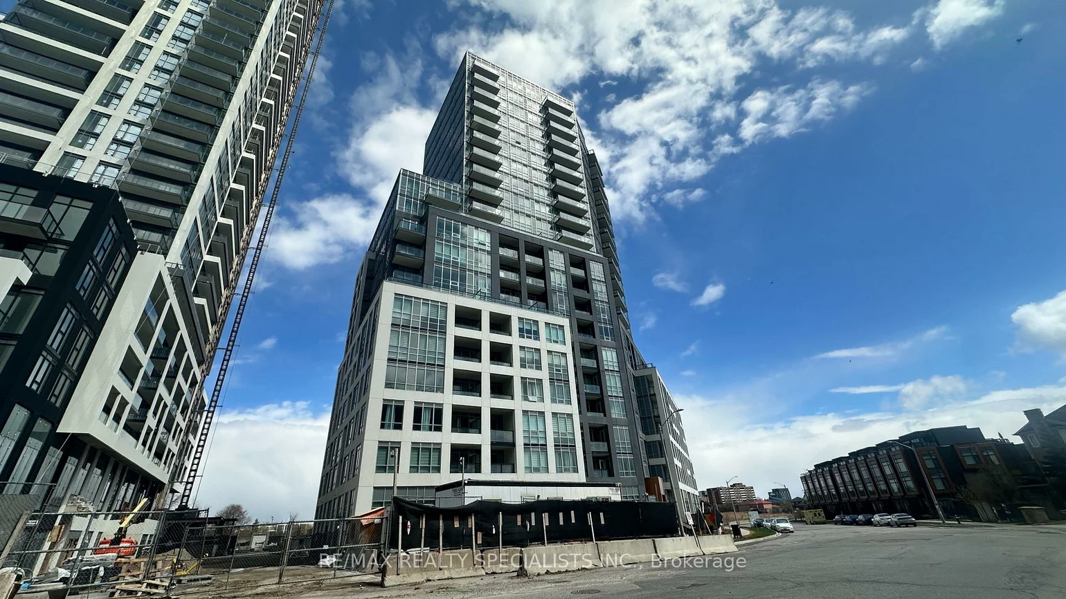 225, Malta, Fletcher's Creek South, Brampton