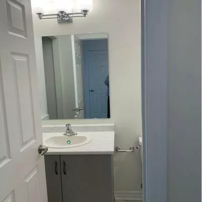 200, Lagerfeld, Credit Valley, Brampton