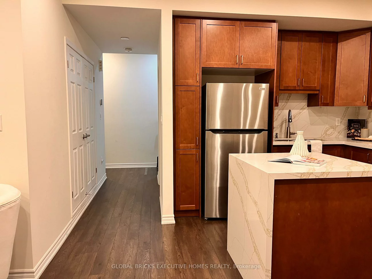 220, Lagerfeld, Northwest Brampton, Brampton