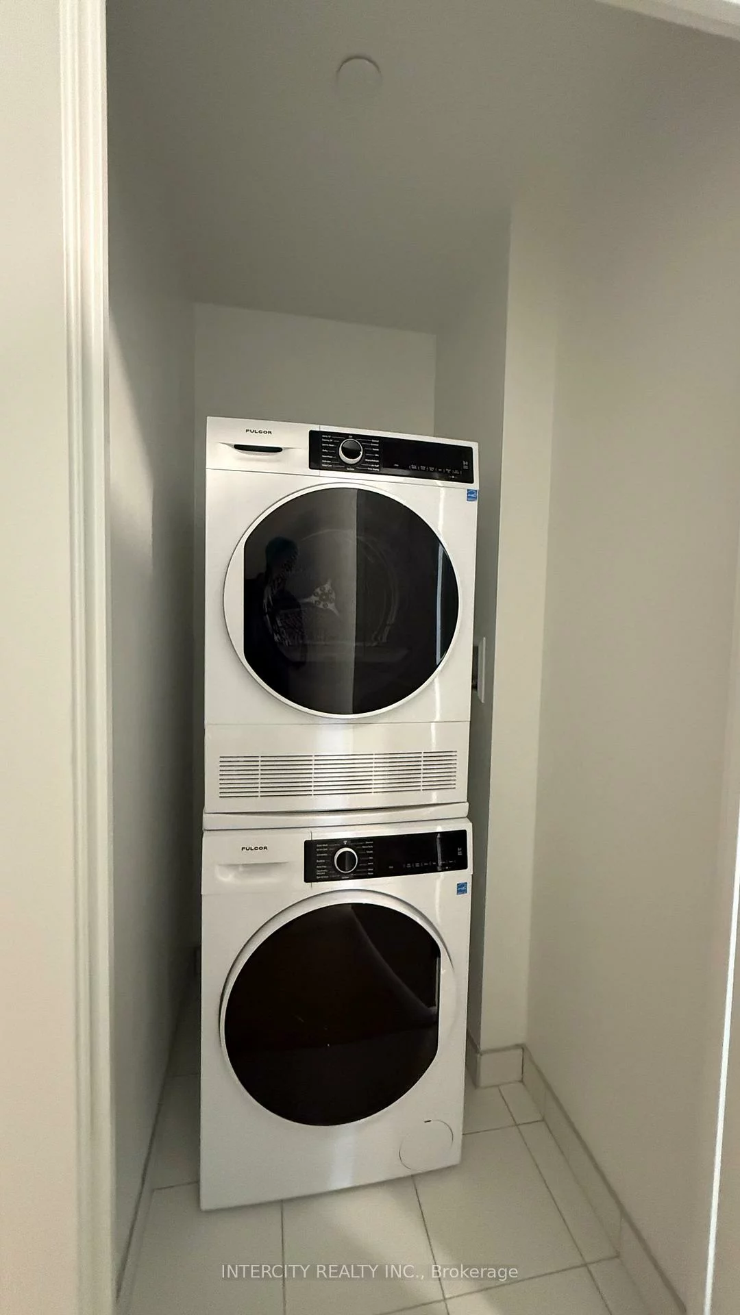 15, Skyridge, Bram East, Brampton