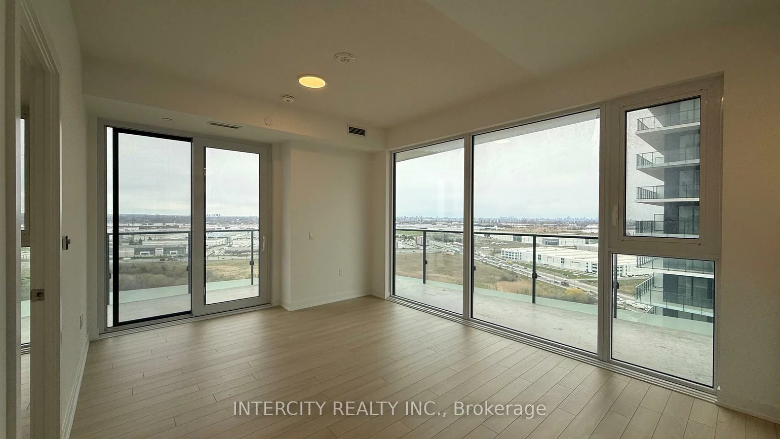 15, Skyridge, Bram East, Brampton