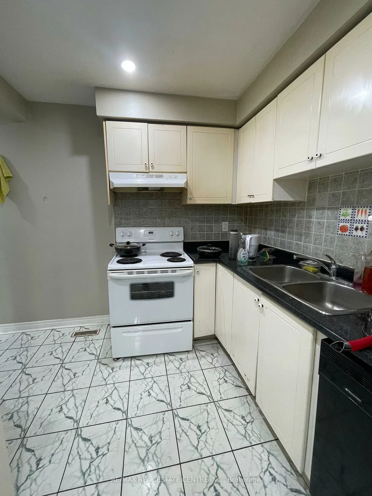 199, Baronwood, Brampton North, Brampton