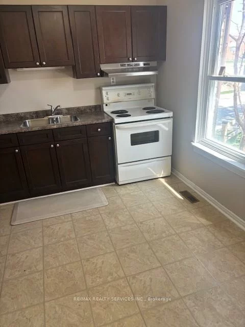 1020, Central Park, Northgate, Brampton