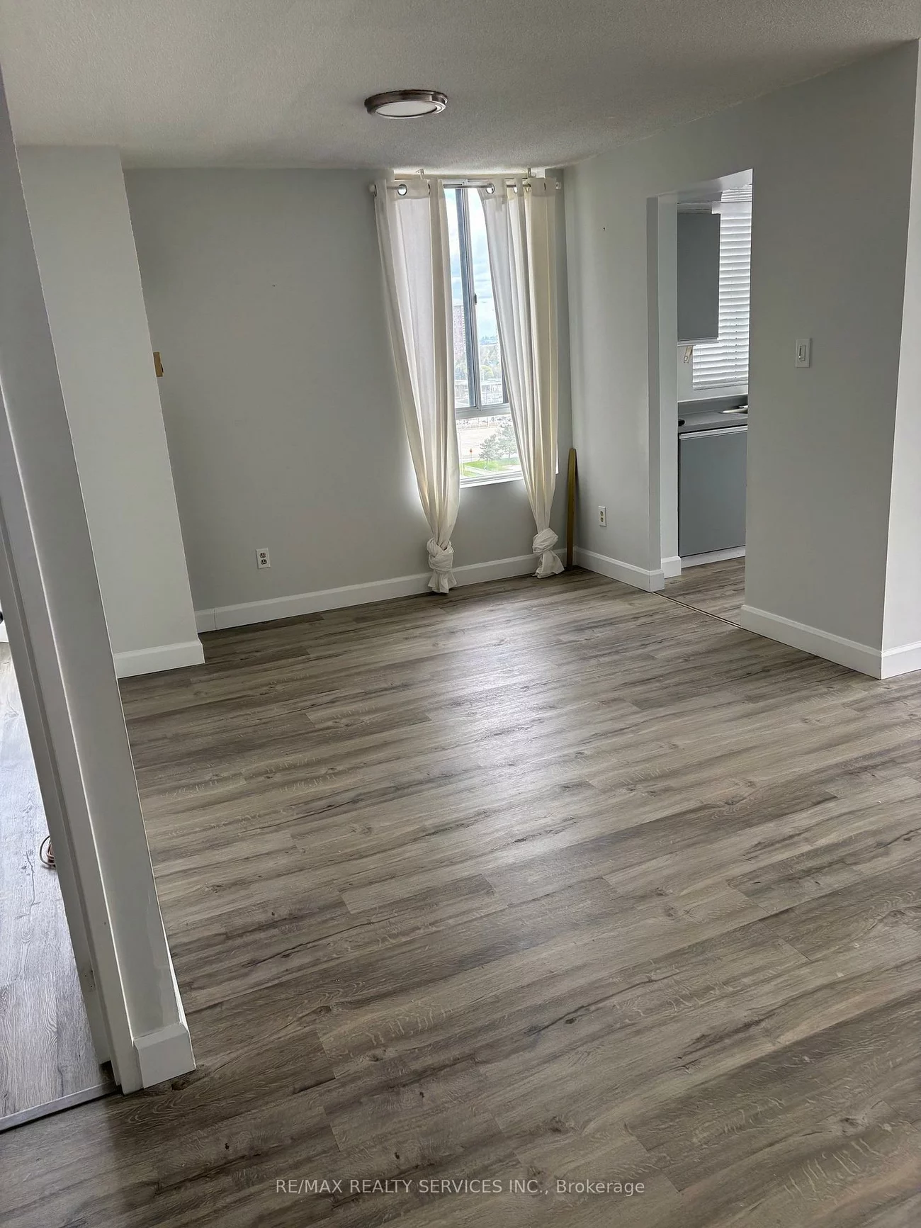 26, Hanover, Queen Street Corridor, Brampton