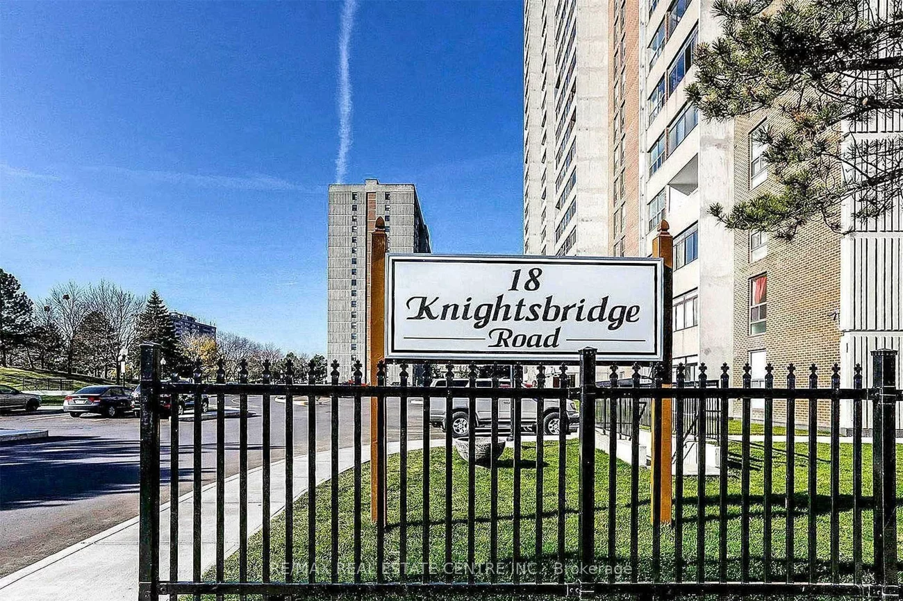 18, Knightsbridge, Queen Street Corridor, Brampton