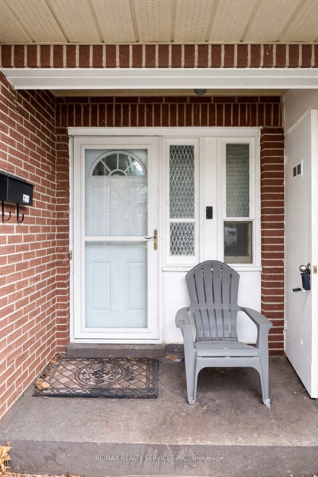 50, Eden, Southgate, Brampton