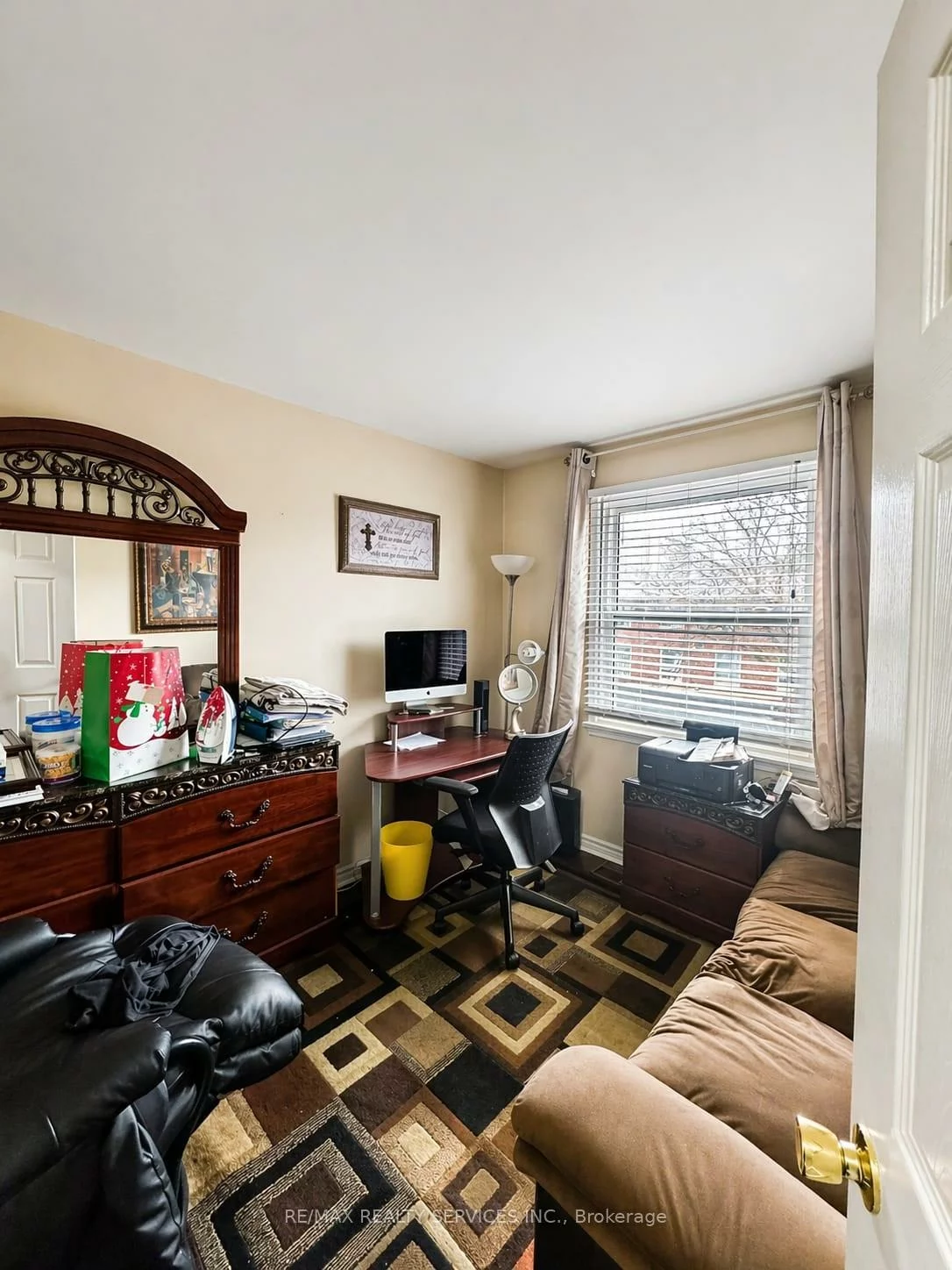 50, Eden, Southgate, Brampton