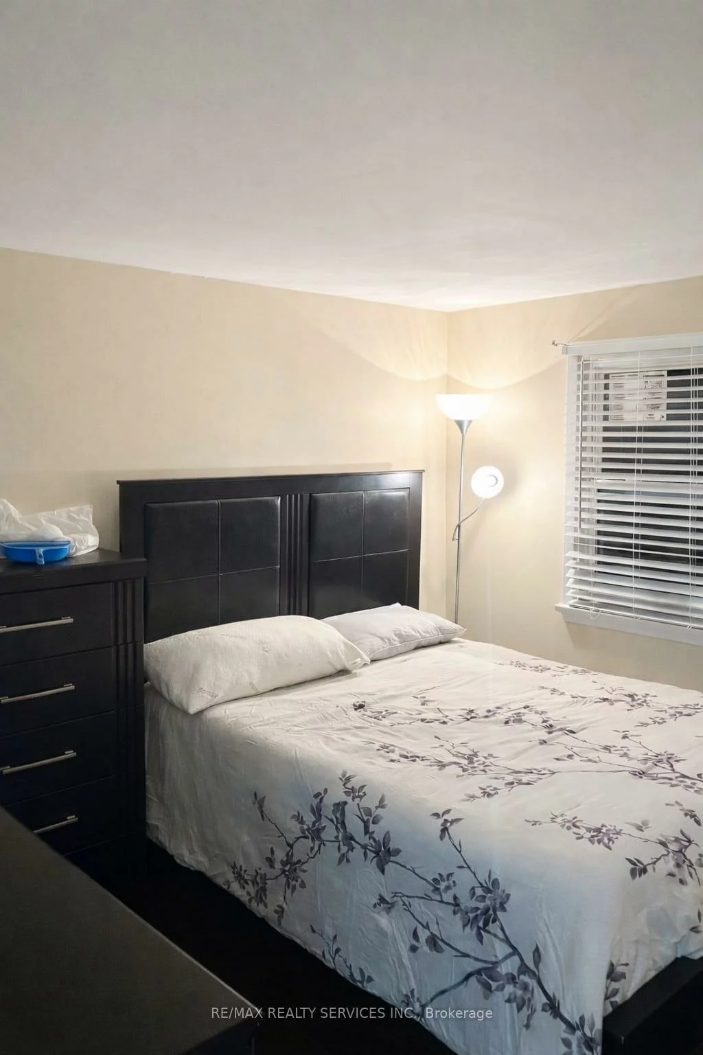 50, Eden, Southgate, Brampton