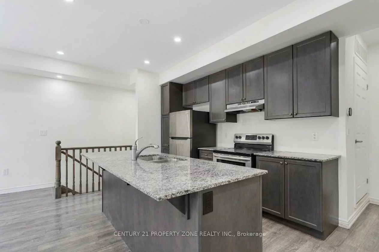 250, Lagerfeld, Northwest Brampton, Brampton