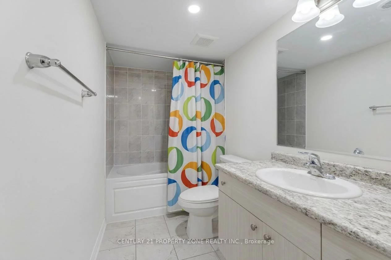 250, Lagerfeld, Northwest Brampton, Brampton