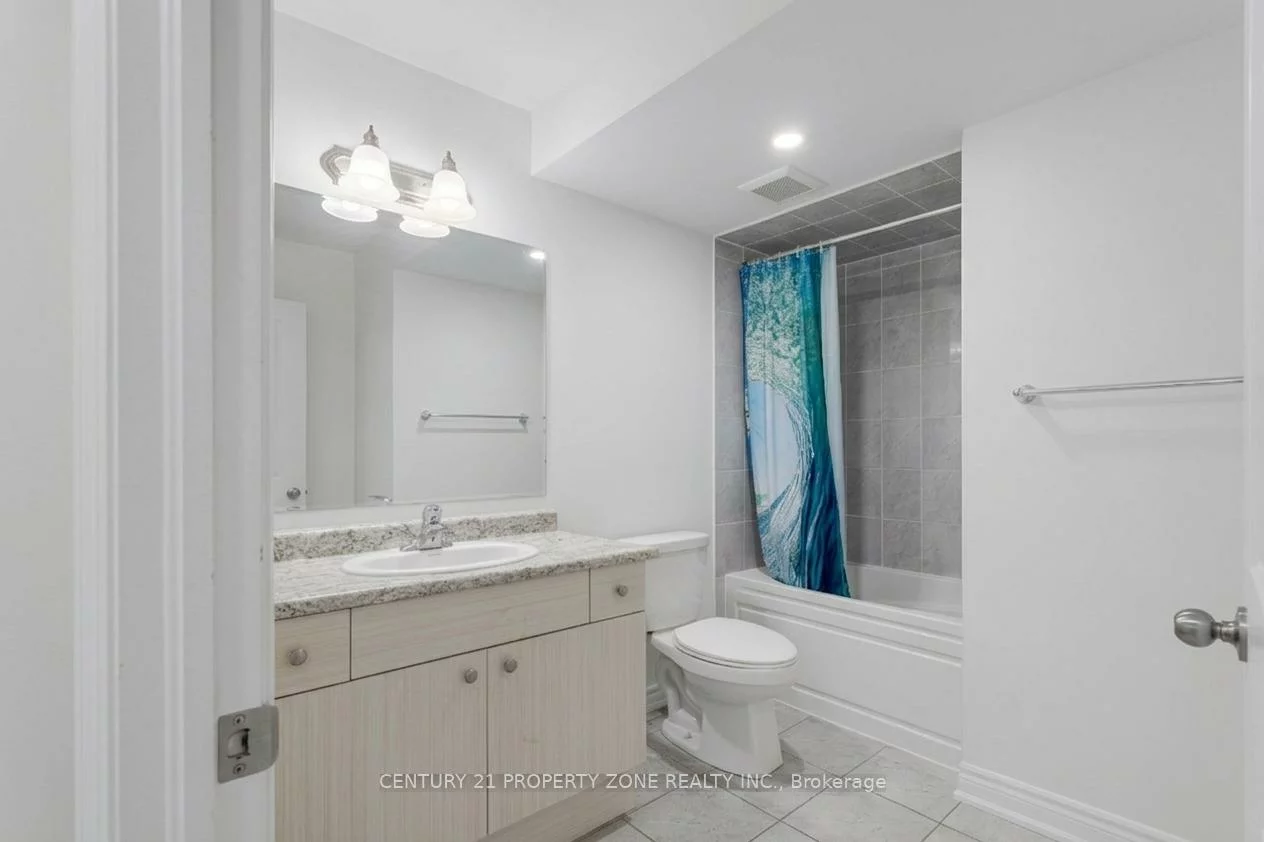 250, Lagerfeld, Northwest Brampton, Brampton