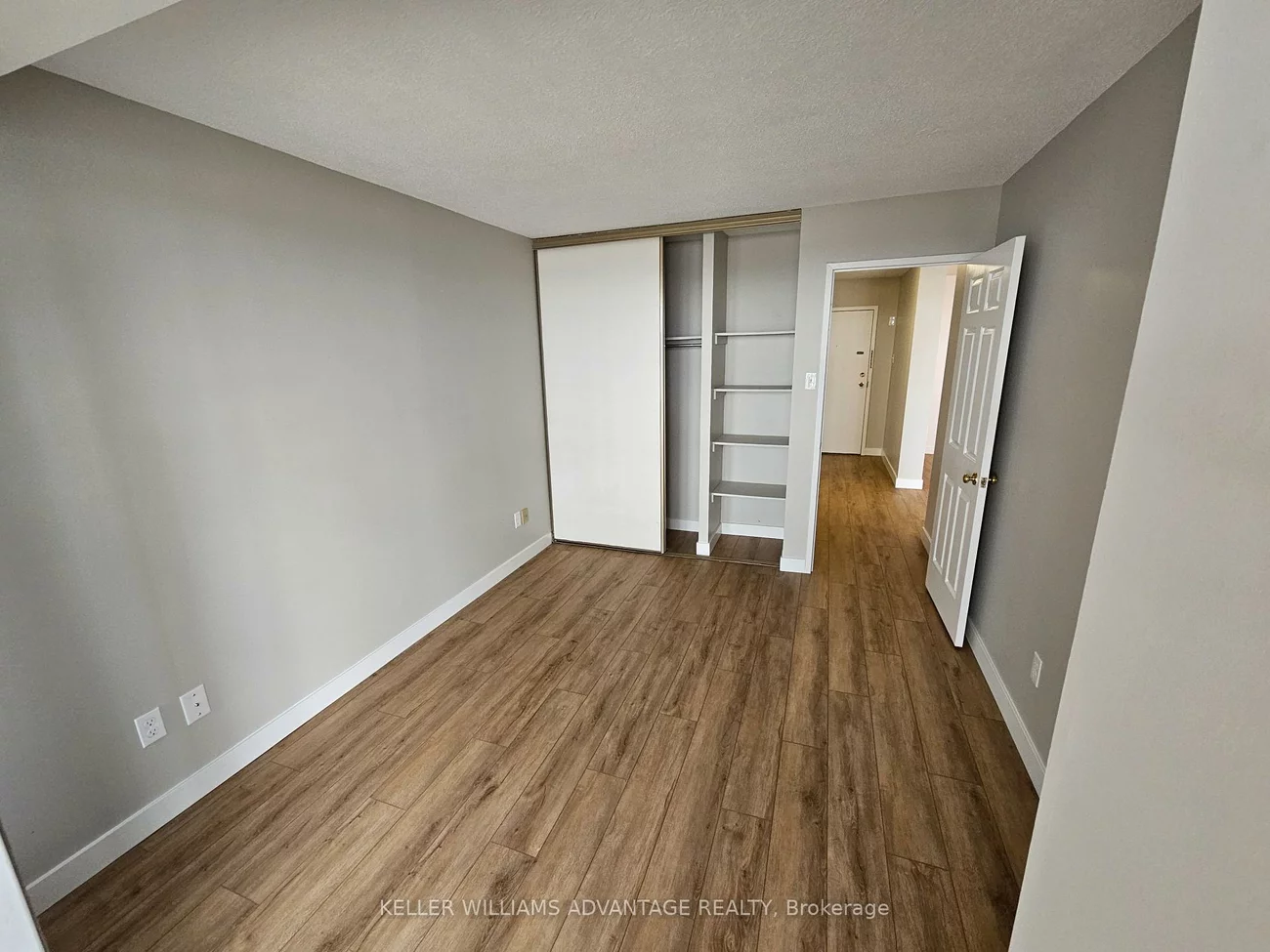 26, Hanover, Queen Street Corridor, Brampton