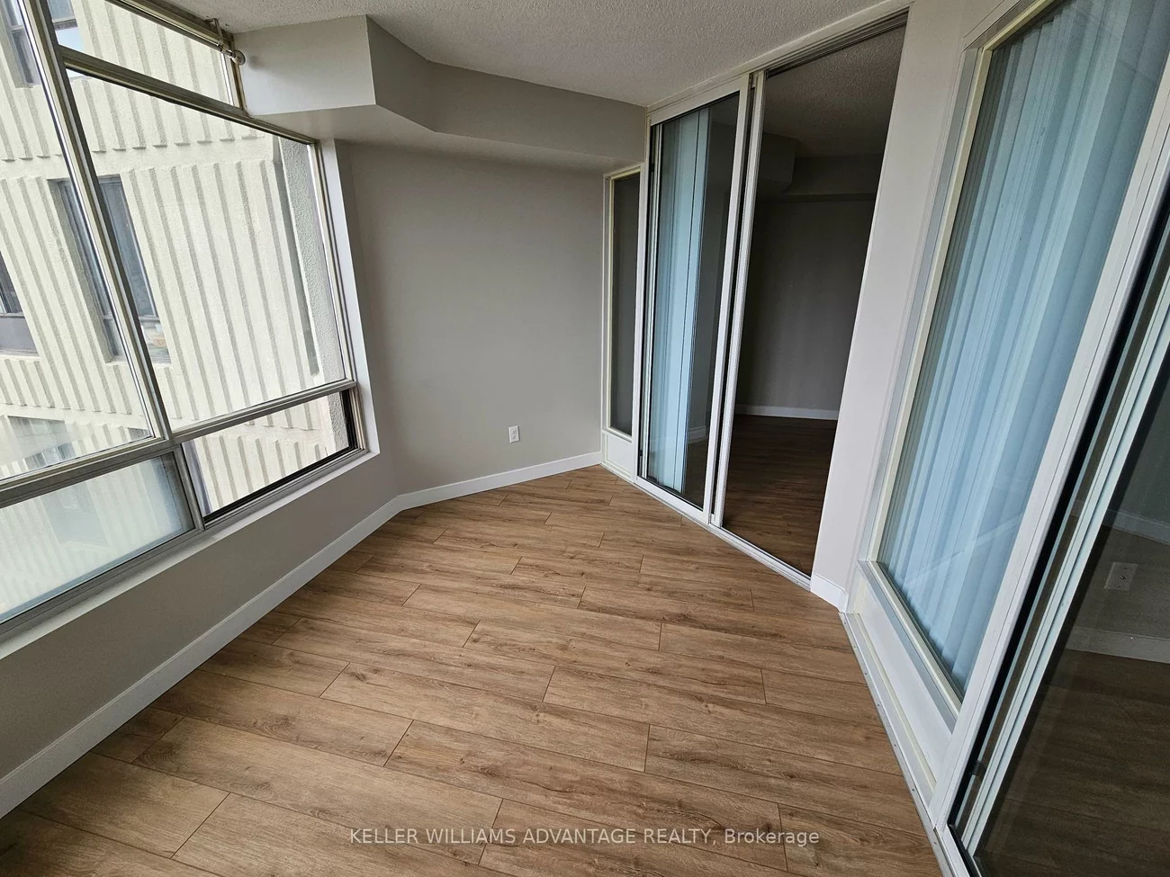 26, Hanover, Queen Street Corridor, Brampton