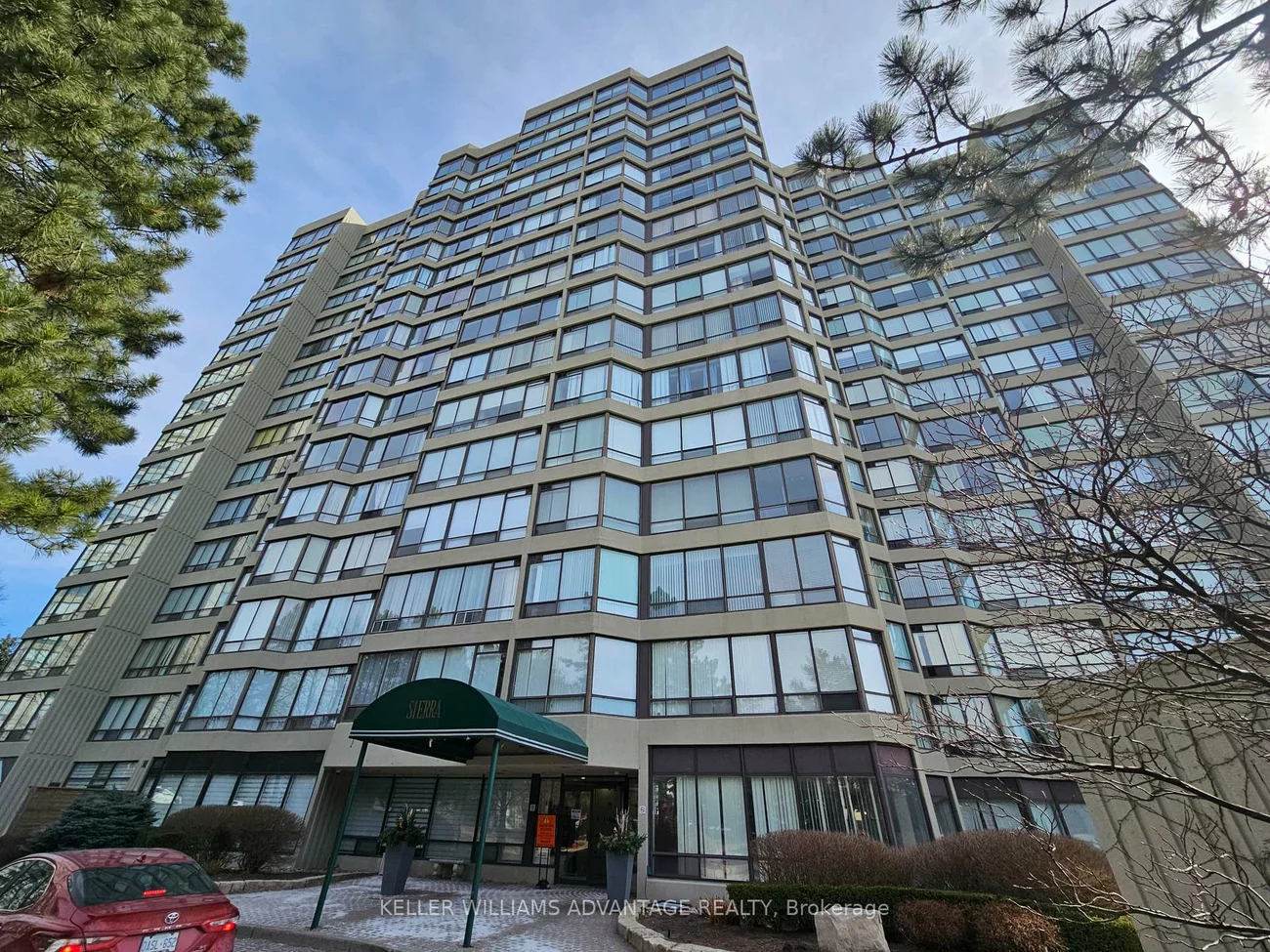 26, Hanover, Queen Street Corridor, Brampton