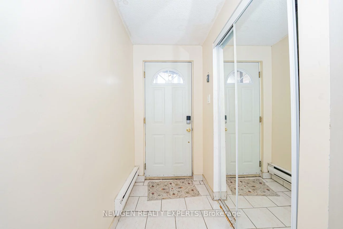 27, Briar, Avondale, Brampton