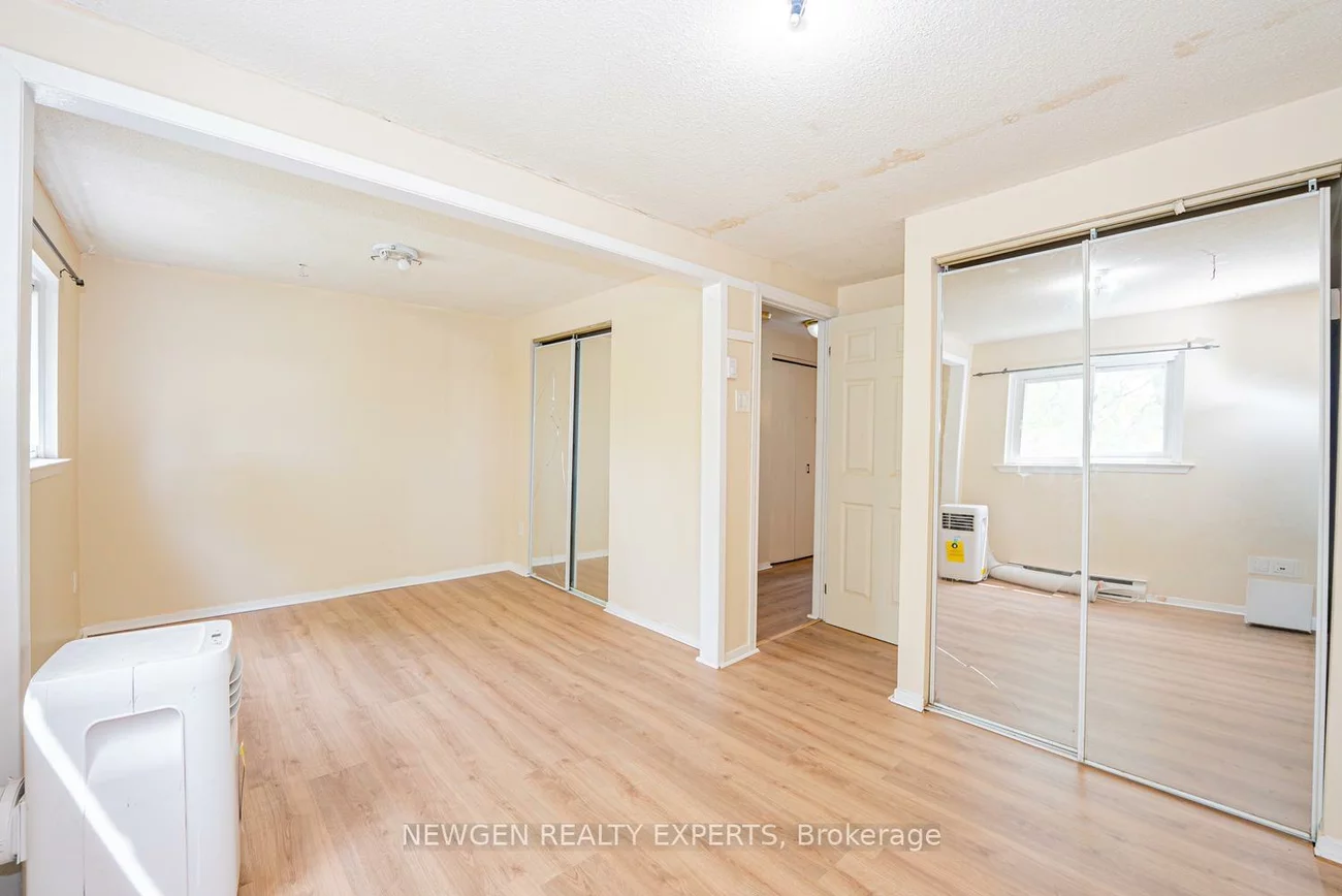 27, Briar, Avondale, Brampton