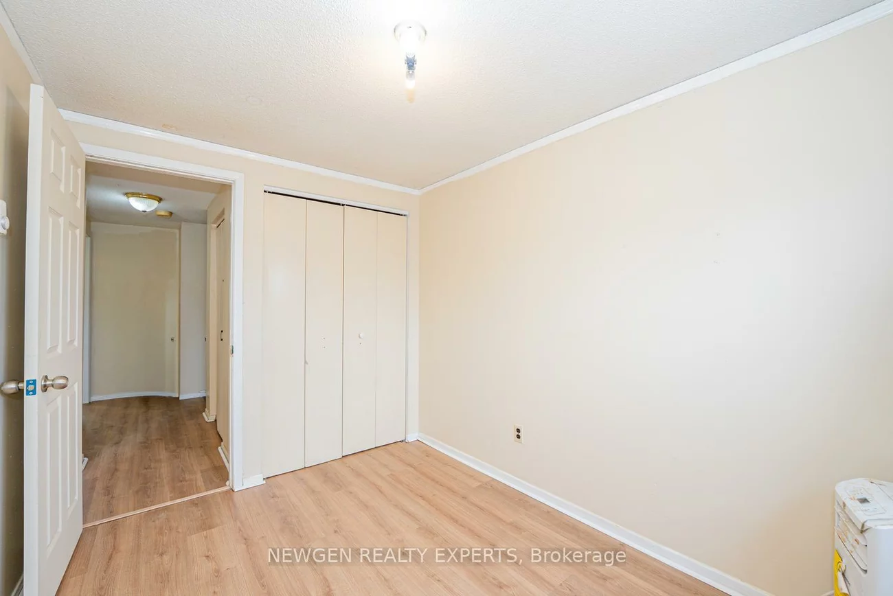 27, Briar, Avondale, Brampton