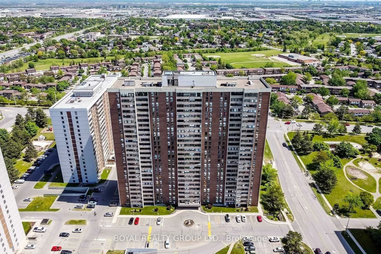 18, Knightsbridge, Queen Street Corridor, Brampton