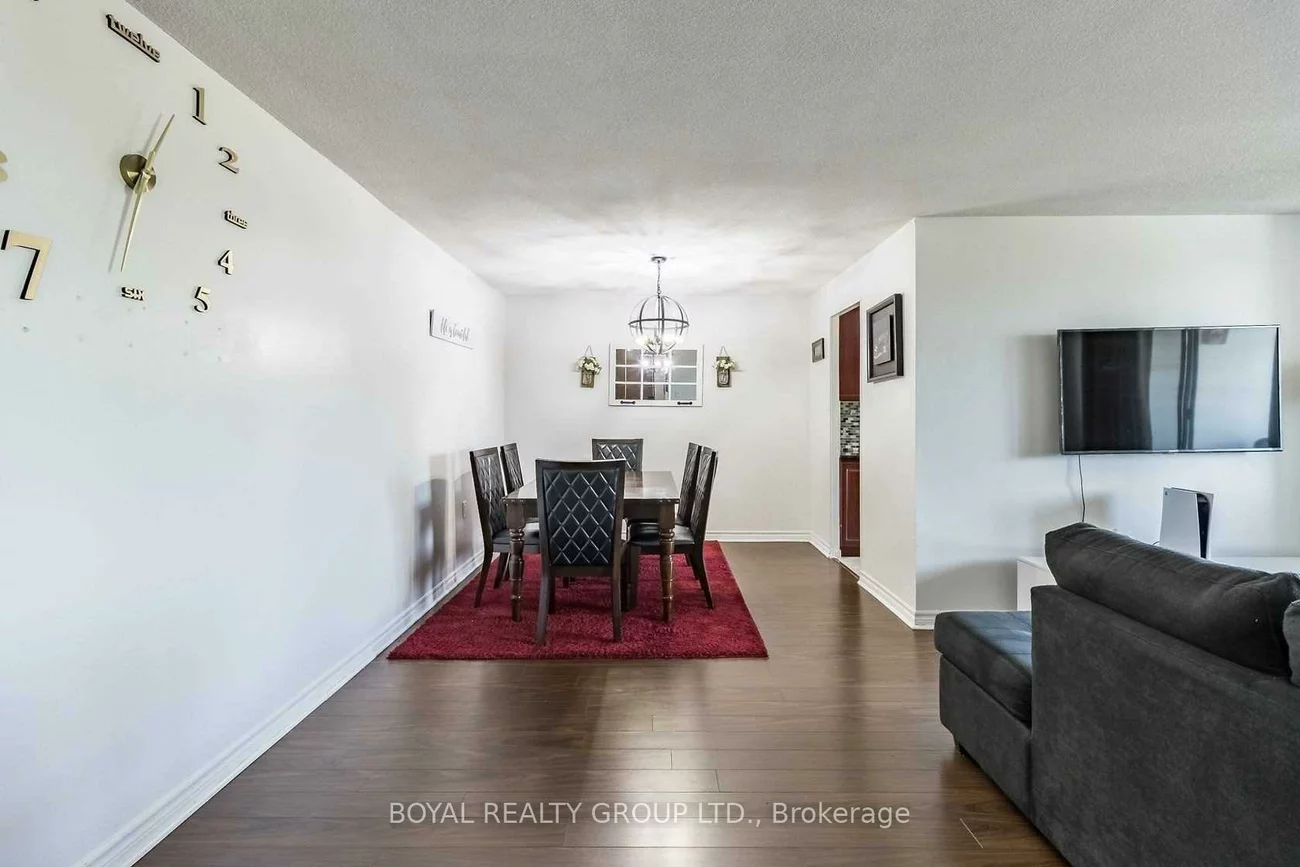 18, Knightsbridge, Queen Street Corridor, Brampton