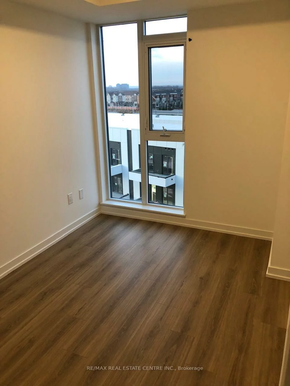10, Lagerfeld, Northwest Brampton, Brampton