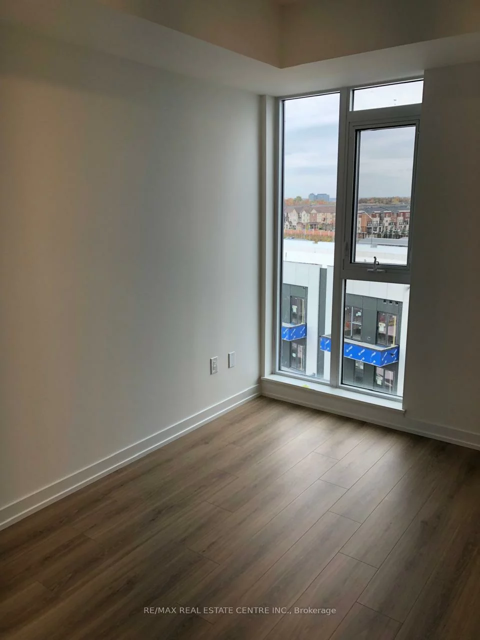 10, Lagerfeld, Northwest Brampton, Brampton