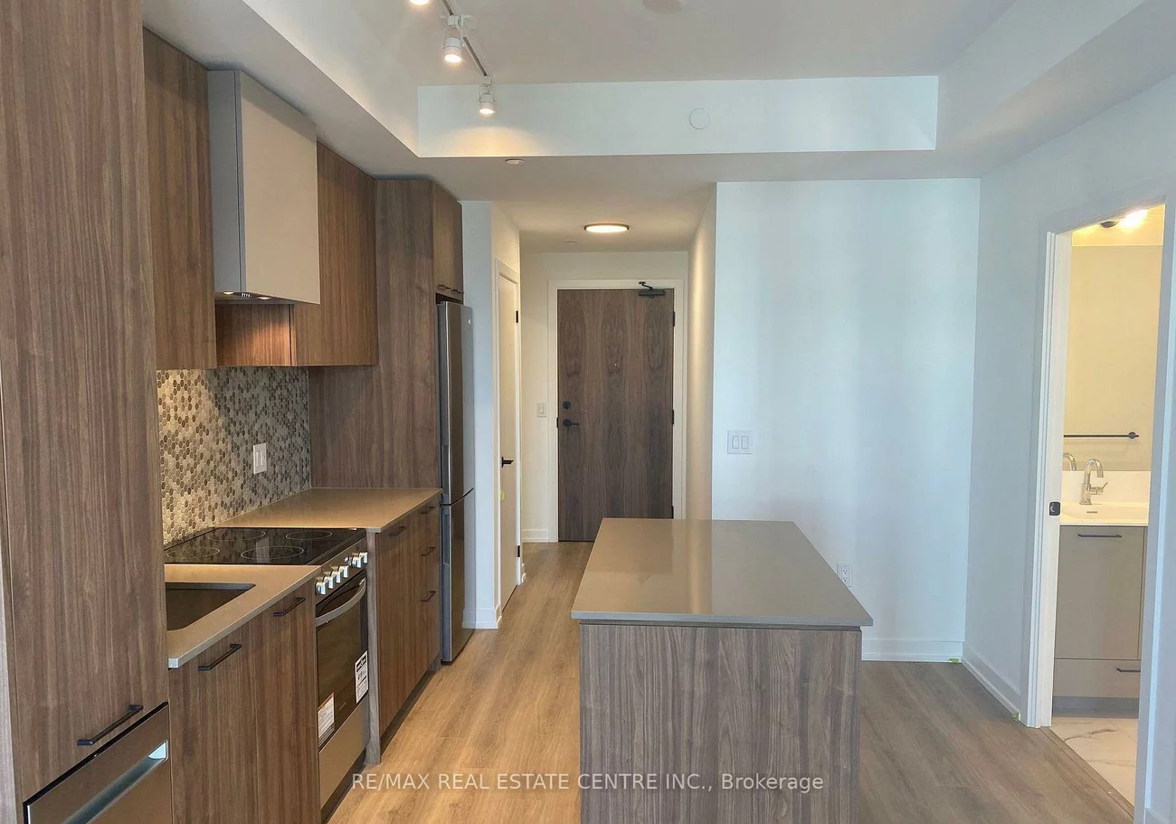 10, Lagerfeld, Northwest Brampton, Brampton