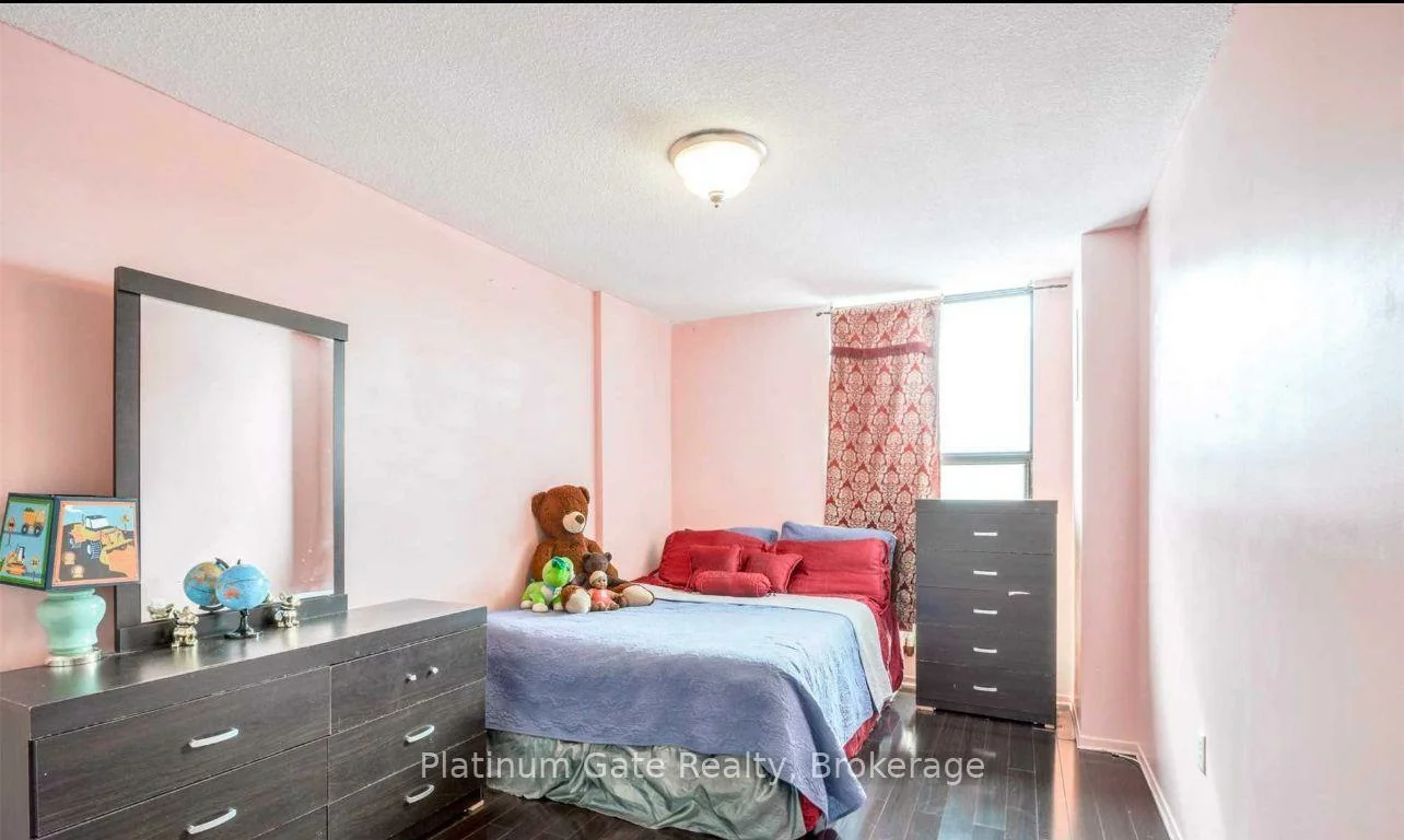 4, Kings Cross, Queen Street Corridor, Brampton