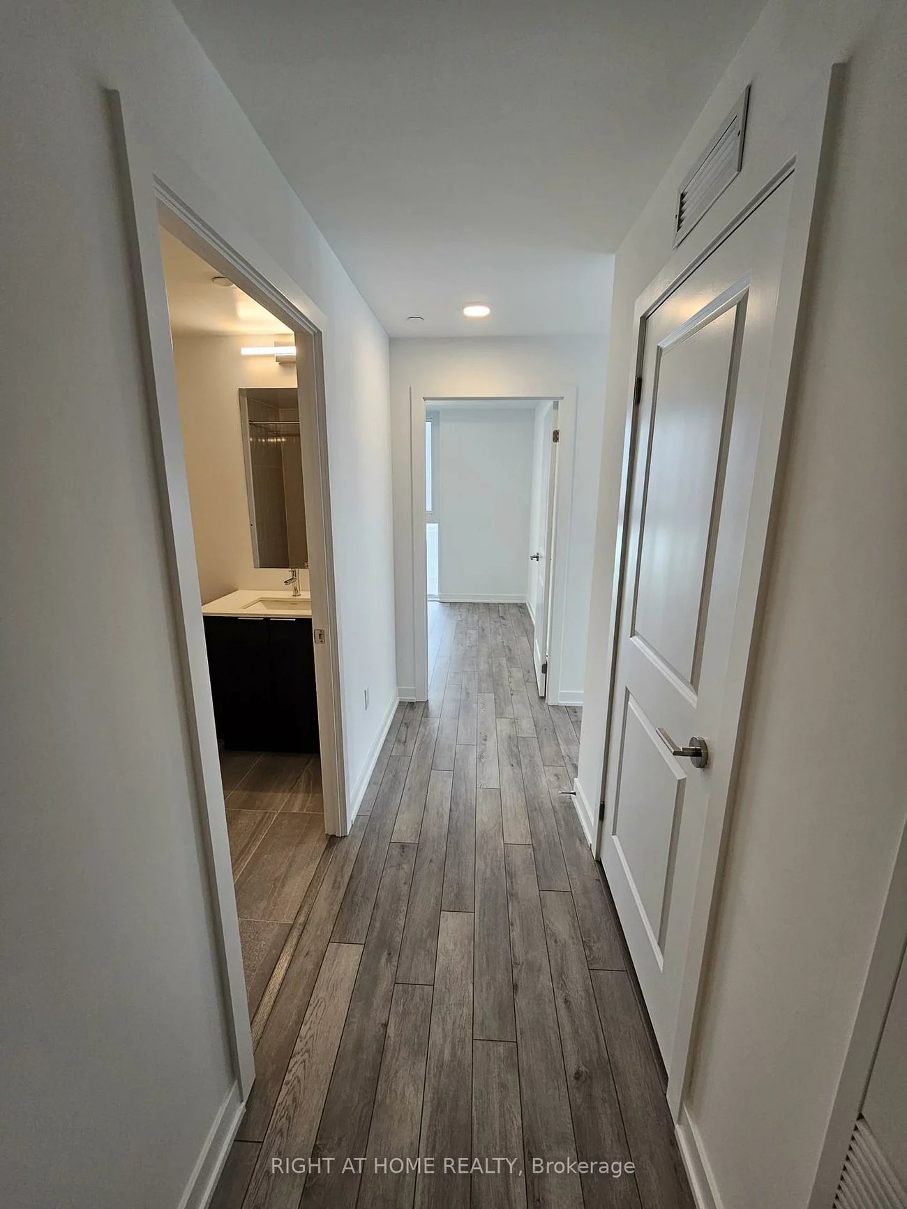15, Skyridge, Bram East, Brampton