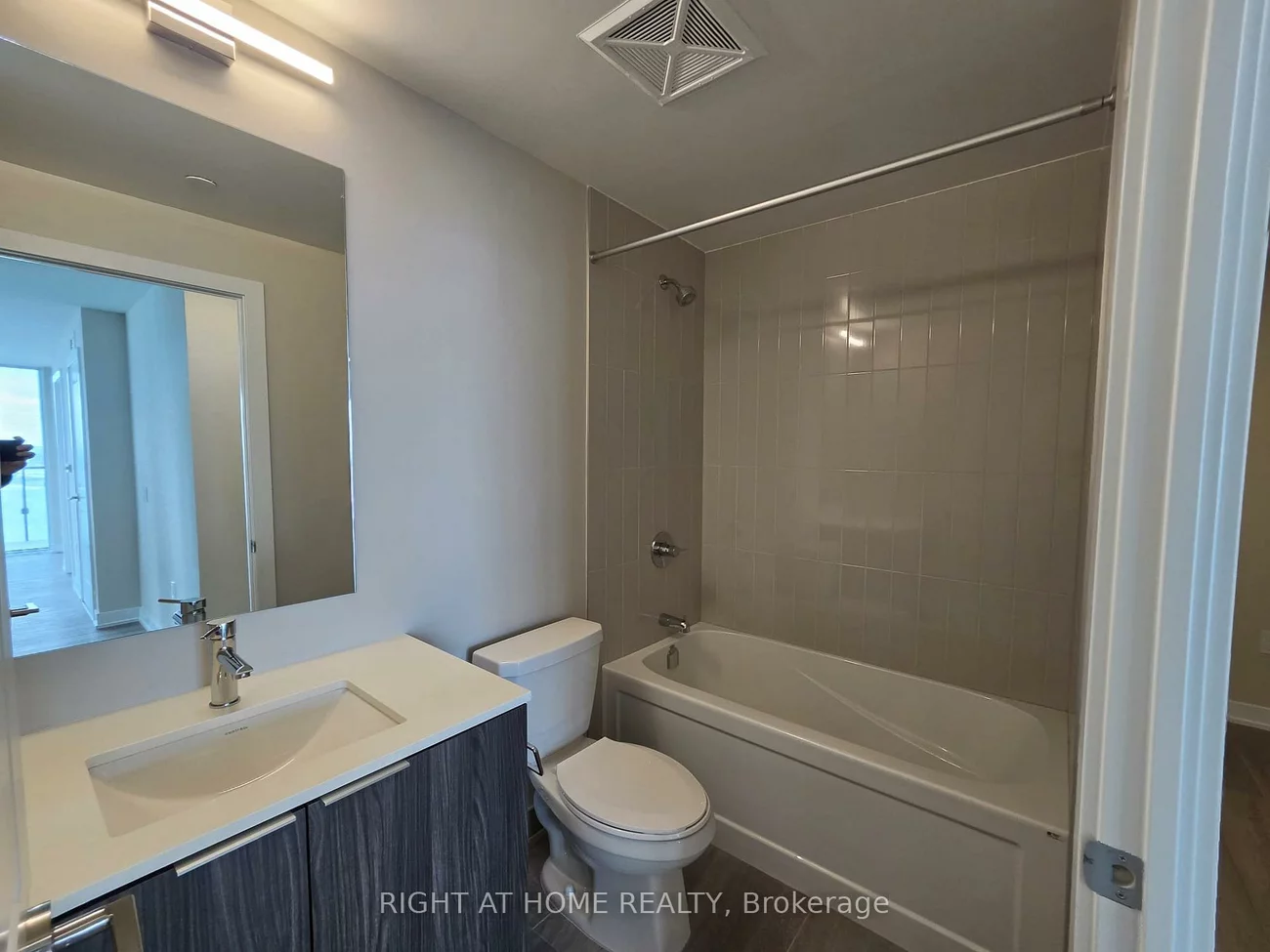 15, Skyridge, Bram East, Brampton