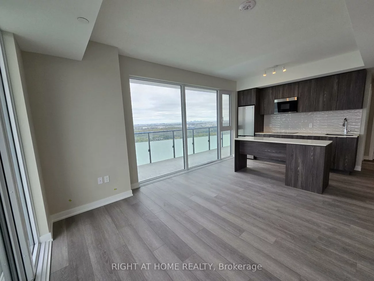 15, Skyridge, Bram East, Brampton