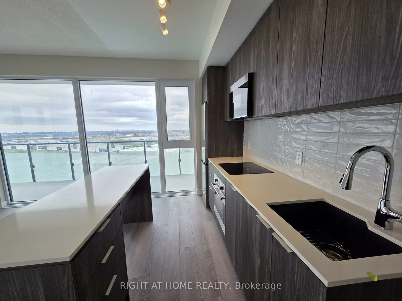 15, Skyridge, Bram East, Brampton