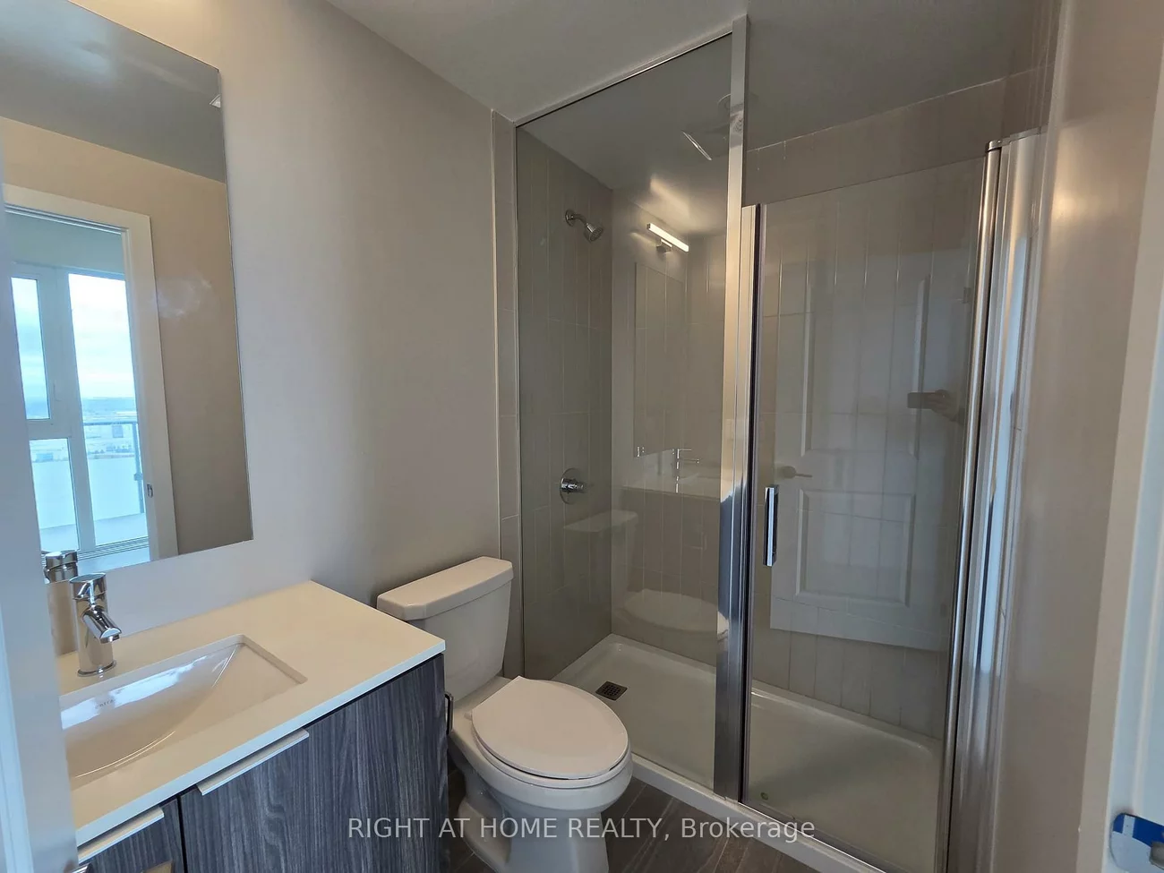 15, Skyridge, Bram East, Brampton