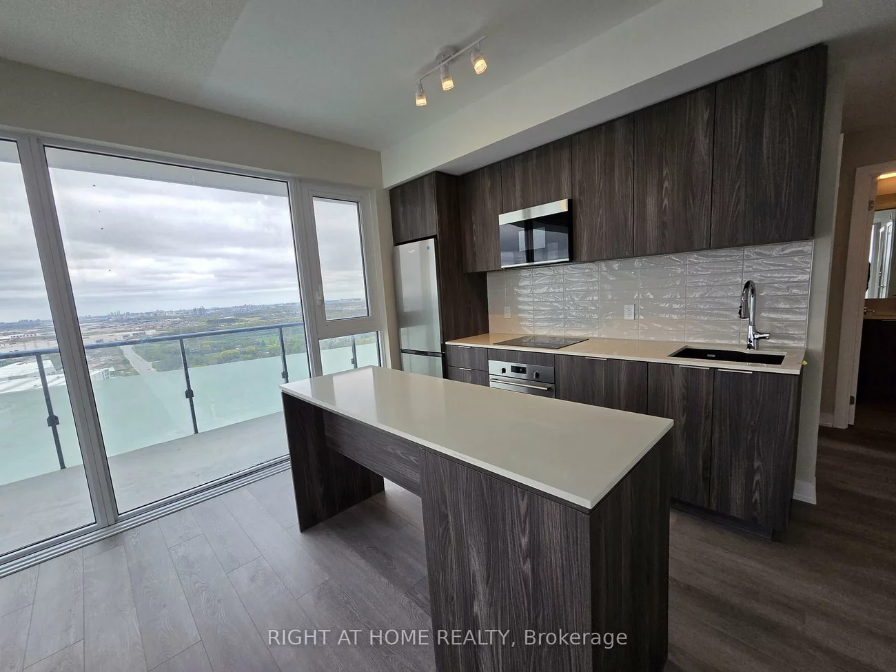 15, Skyridge, Bram East, Brampton