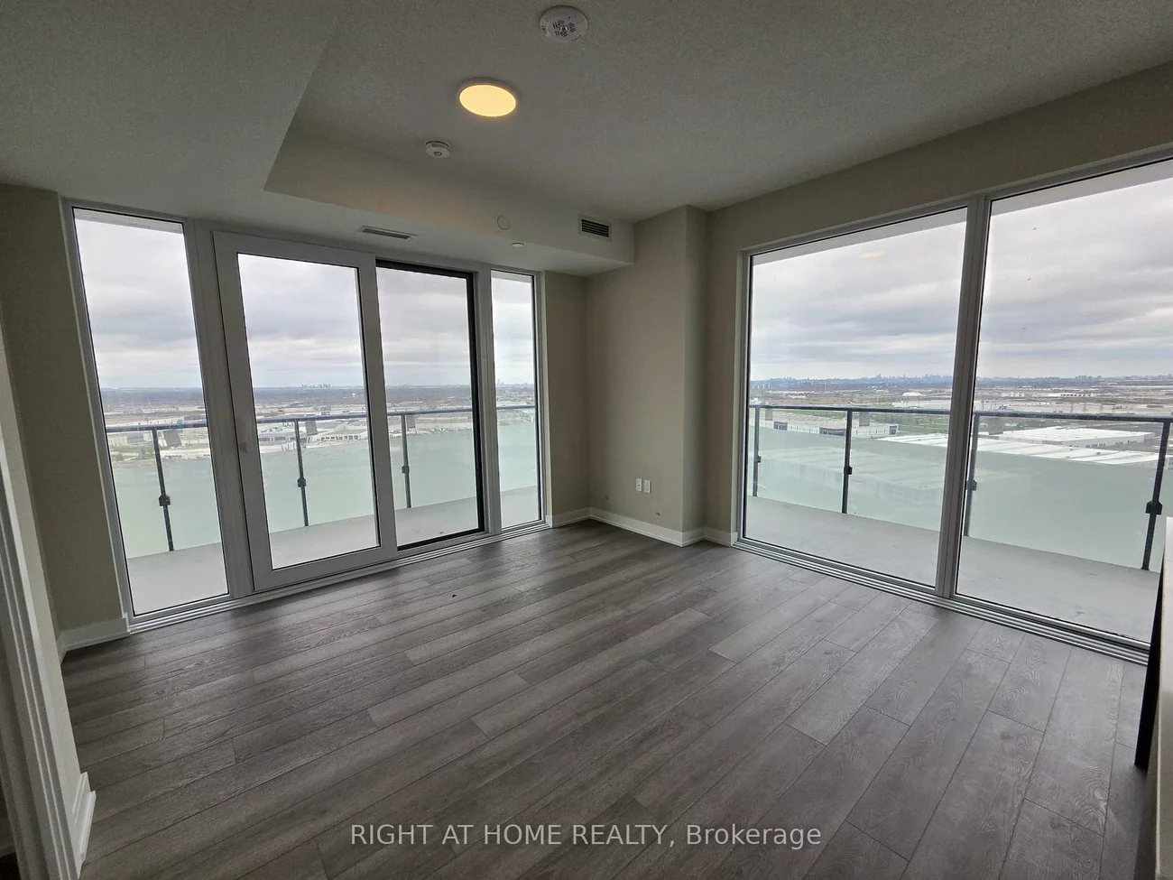 15, Skyridge, Bram East, Brampton