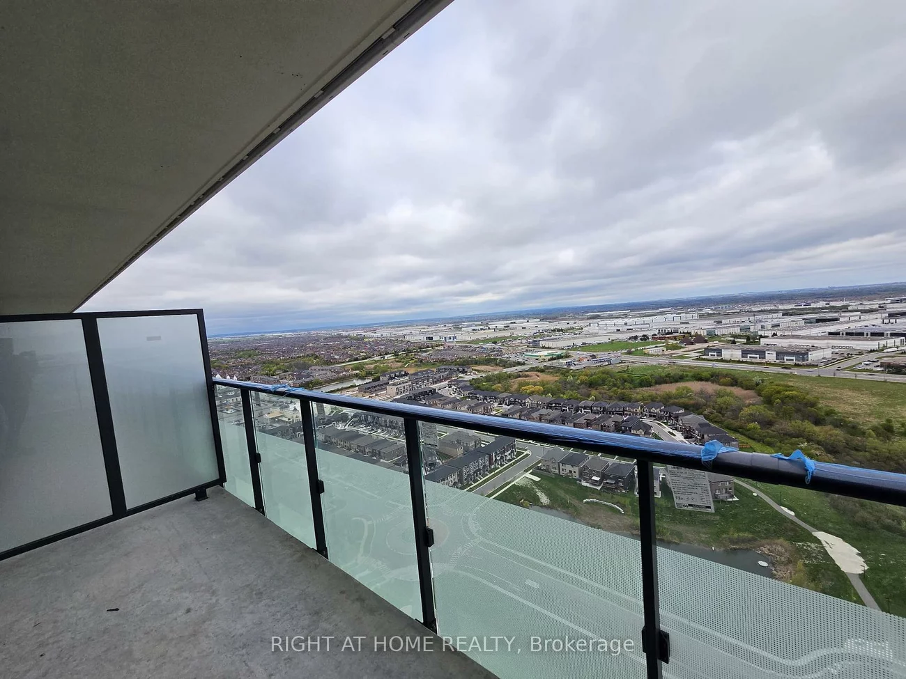 15, Skyridge, Bram East, Brampton