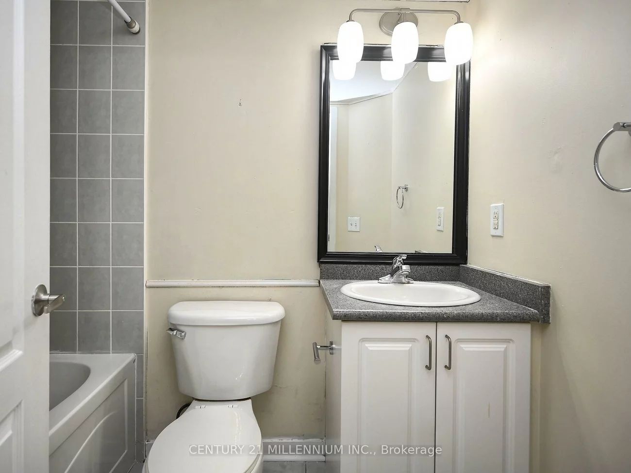 8, Dayspring, Goreway Drive Corridor, Brampton