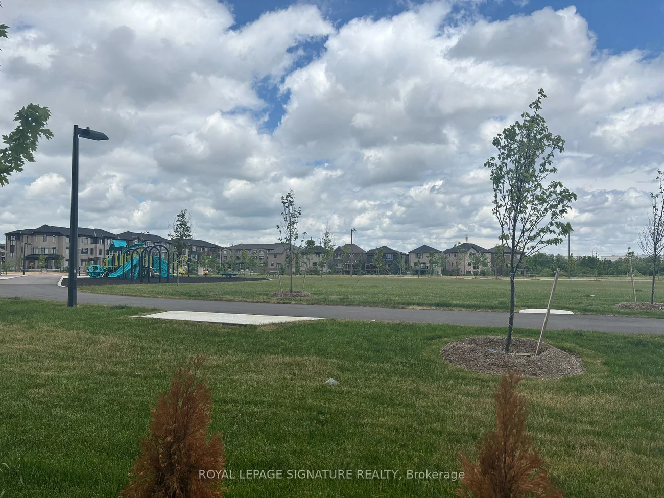 15, Skyridge, Bram East, Brampton