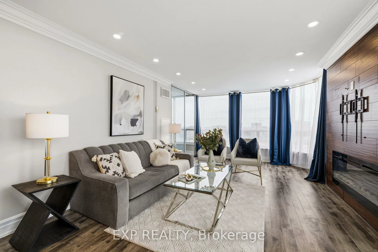 22, Hanover, Queen Street Corridor, Brampton