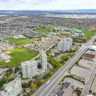 22, Hanover, Queen Street Corridor, Brampton