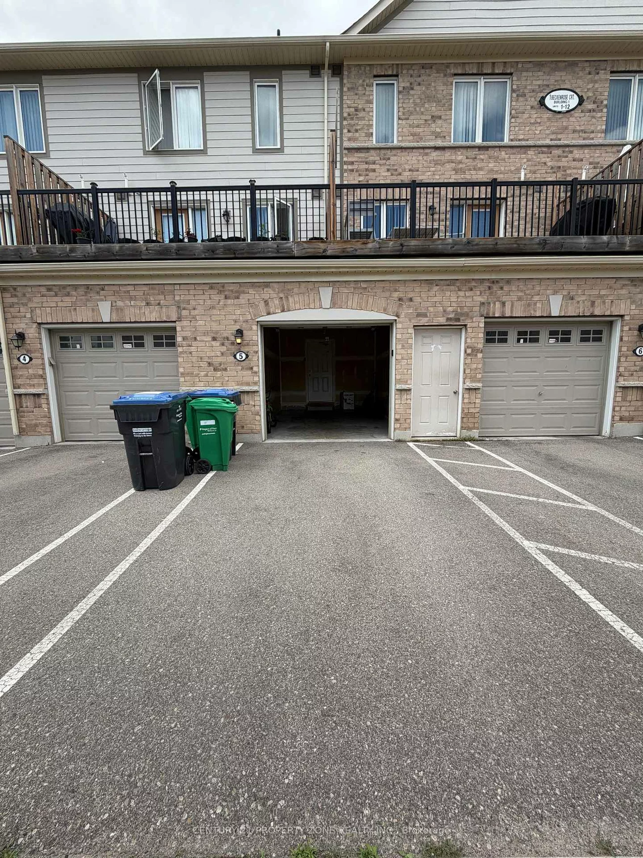1, Beckenrose, Brampton West, Brampton